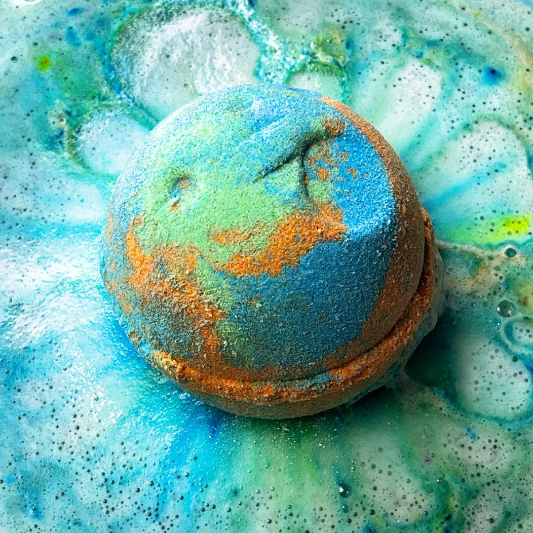 Mercury in Retrograde - Candle and Bath Bomb Set